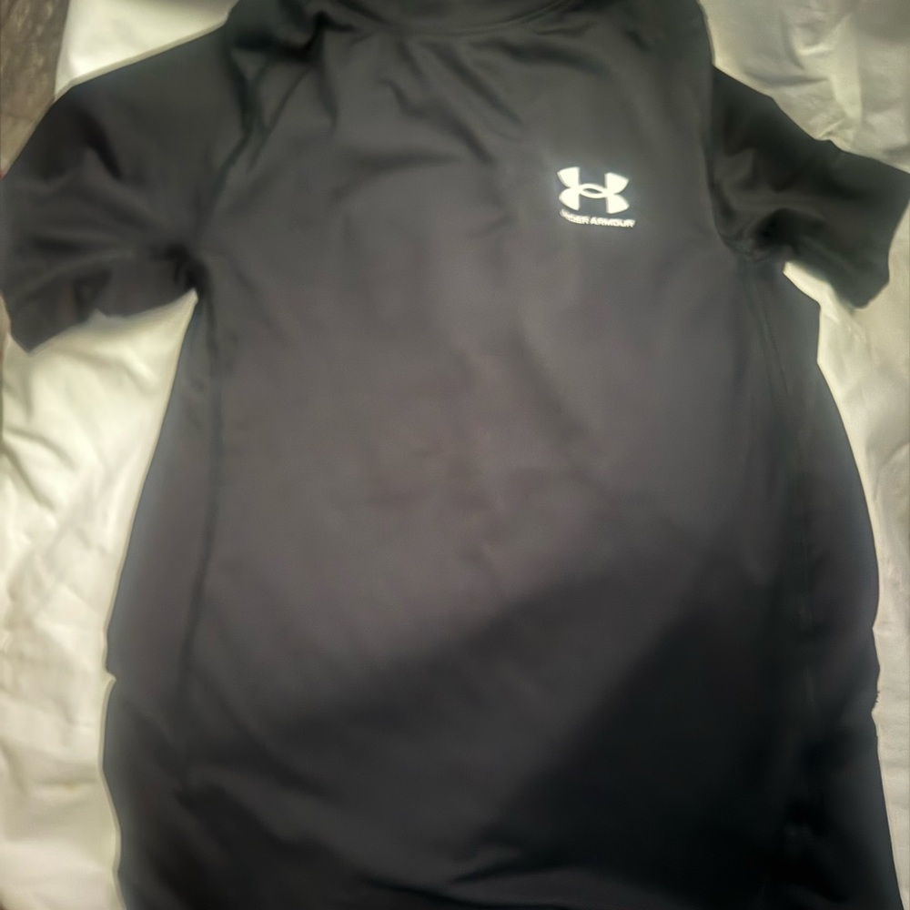 Under Armour Boys Black T-Shirt